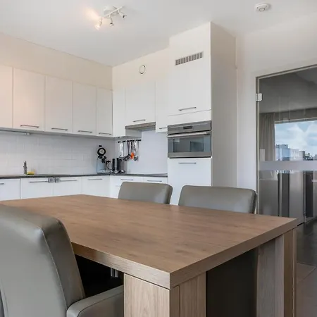 Frudor 0401 - 2 Bedrooms 5p - Sunny And Centrally Located *