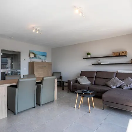 Frudor 0401 - 2 Bedrooms 5p - Sunny And Centrally Located *