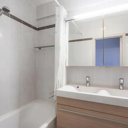 Frudor 0401 - 2 Bedrooms 5p - Sunny And Centrally Located