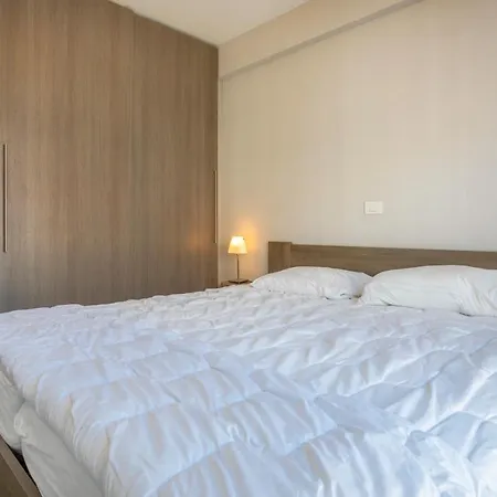 Frudor 0401 - 2 Bedrooms 5p - Sunny And Centrally Located *